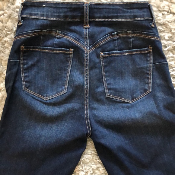 Great Booty Jeans!!! 😁 - Picture 4 of 4